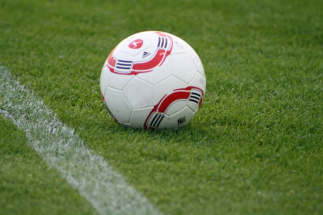 随着中国足 随着中国足